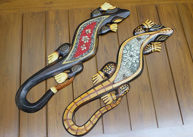 TTT Ahşap Duvara Asmali Kertenkele Figürü