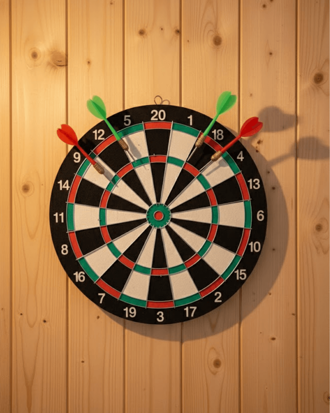 Ev ve Ofis İçin 17 İnç Dart Tahtası Seti 4 Adet Dart
